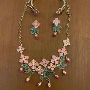 Ann Taylor floral necklace, bracelet, and earring set.